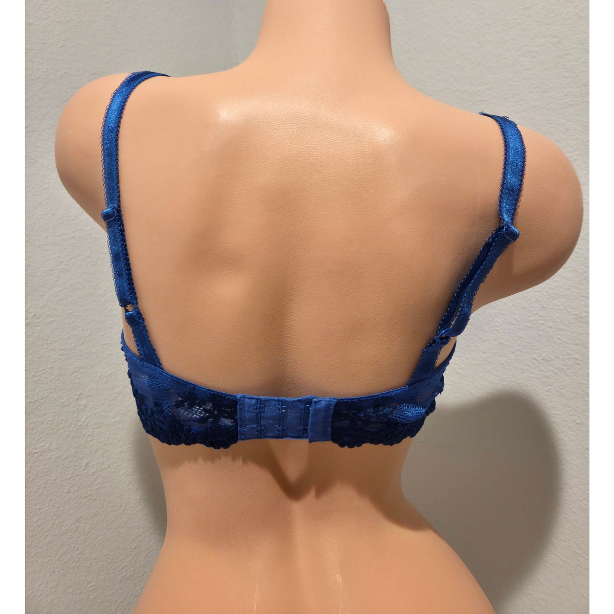 Wacoal 65191 Unlined Underwire Bra 34DD Royal Blue Sheer Floral Lace