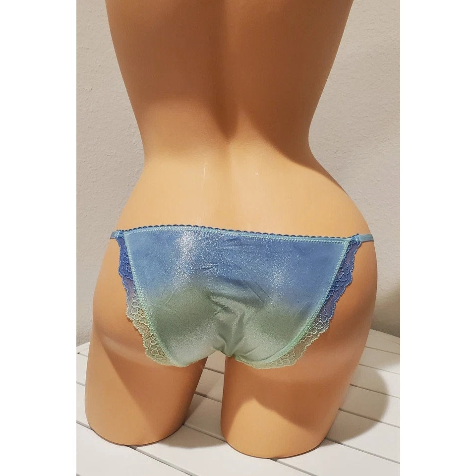Victoria's Secret Dream Angels String Bikini Panty Ombre Caribbean Upside Down