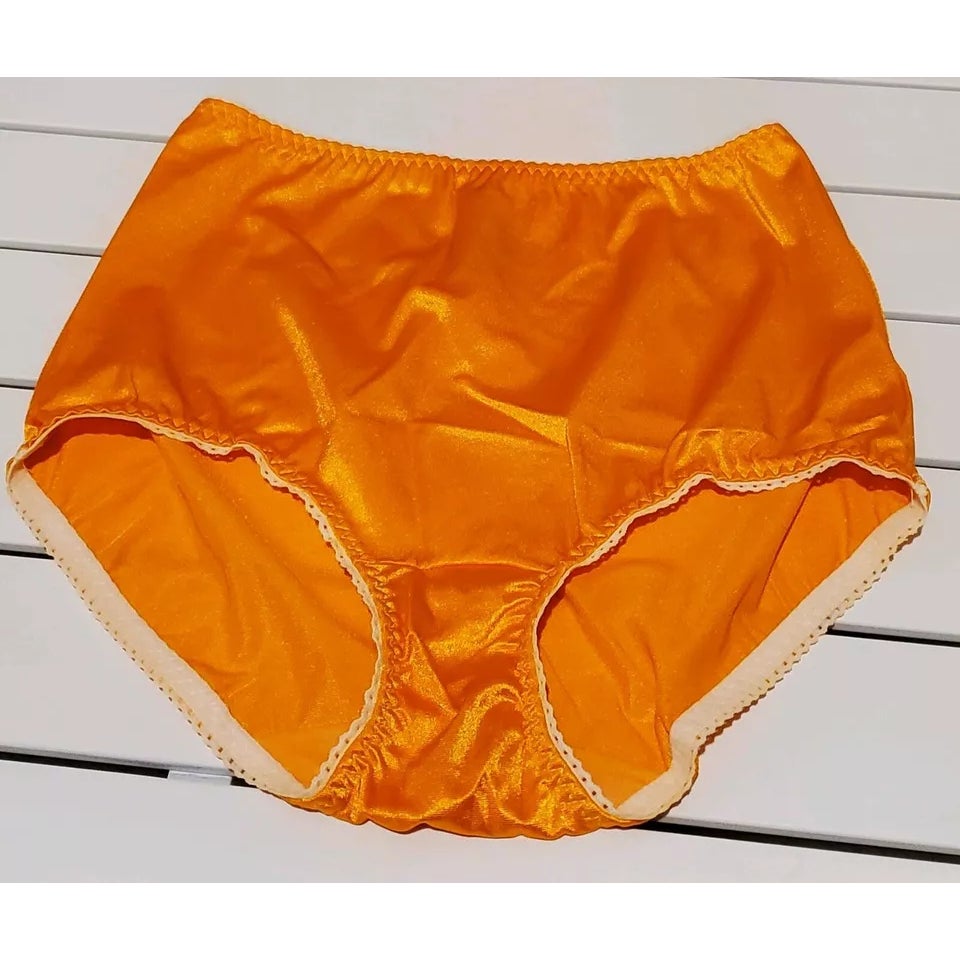 Vanity Fair 40301 Full Coverage Brief Panty Nylon Ecstasy Orange White Trim