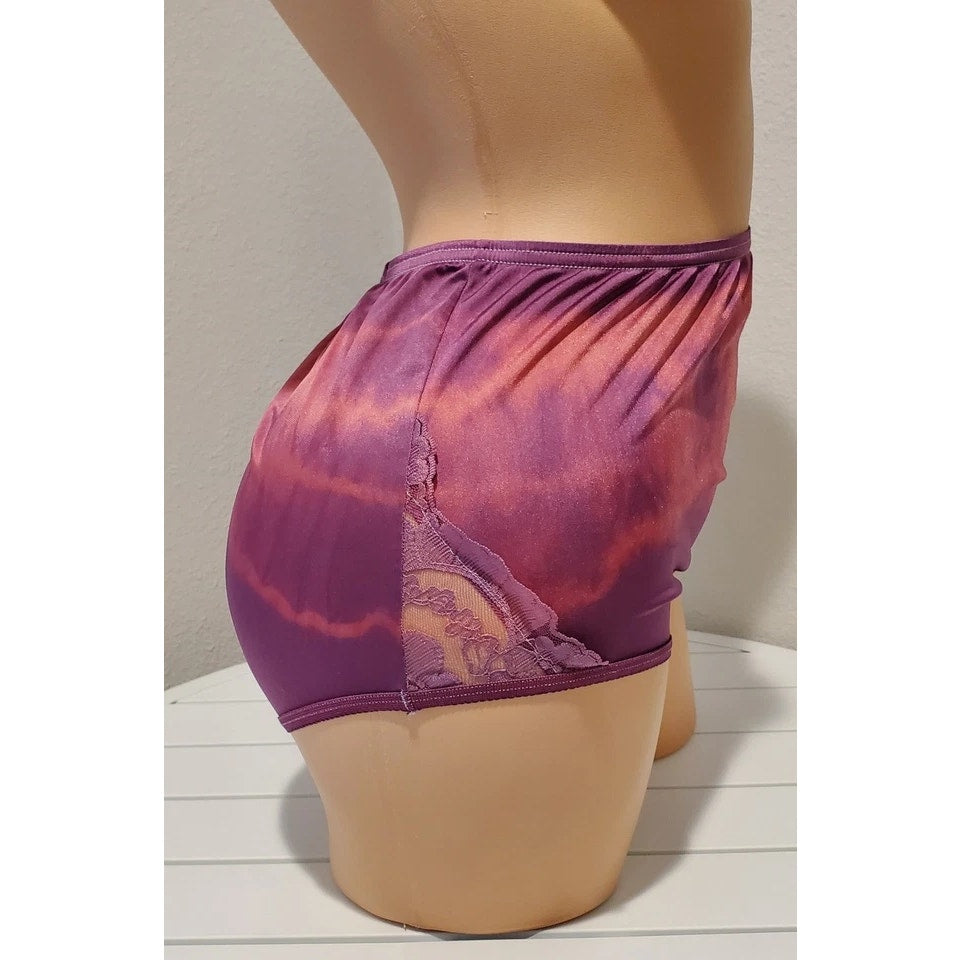 Vanity Fair Lace Nouveau Nylon Full Cut Panty Rainbow Shift Razzle Purple 6/M