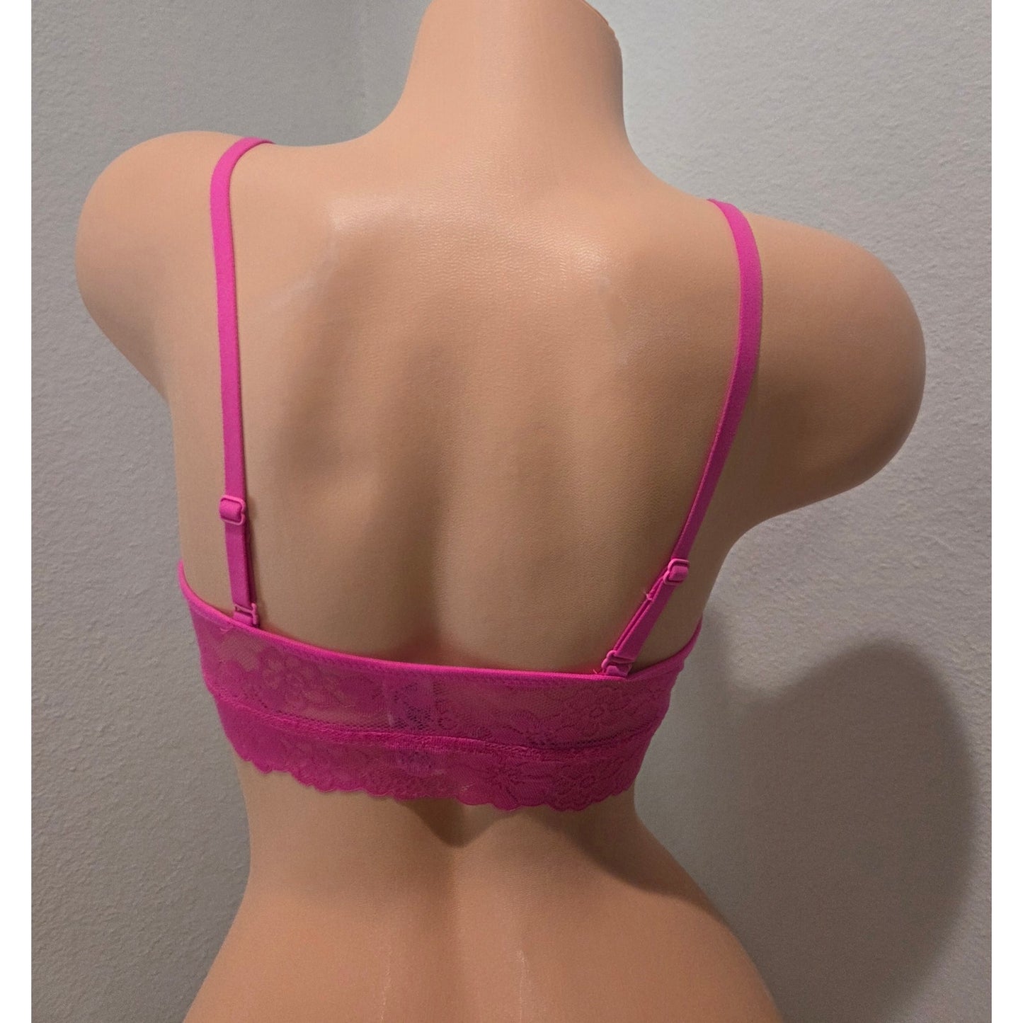 No Boundaries Floral Lace Bralette Lounge Bra Wireless Hot Pink Size M
