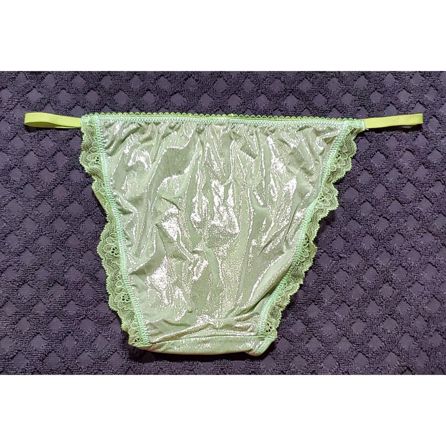 Victoria's Secret Dream Angels Bra & String Bikini Set Shiny 38DD 6/M Lime GREEN