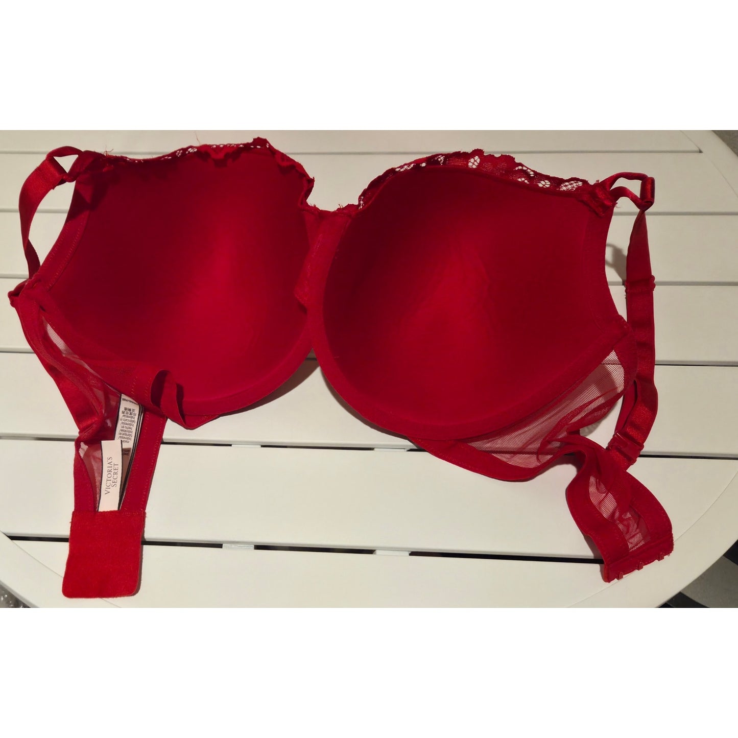 Victoria's Secret Lined Demi Bra 38DDD Floral Lace Convertible Straps Red