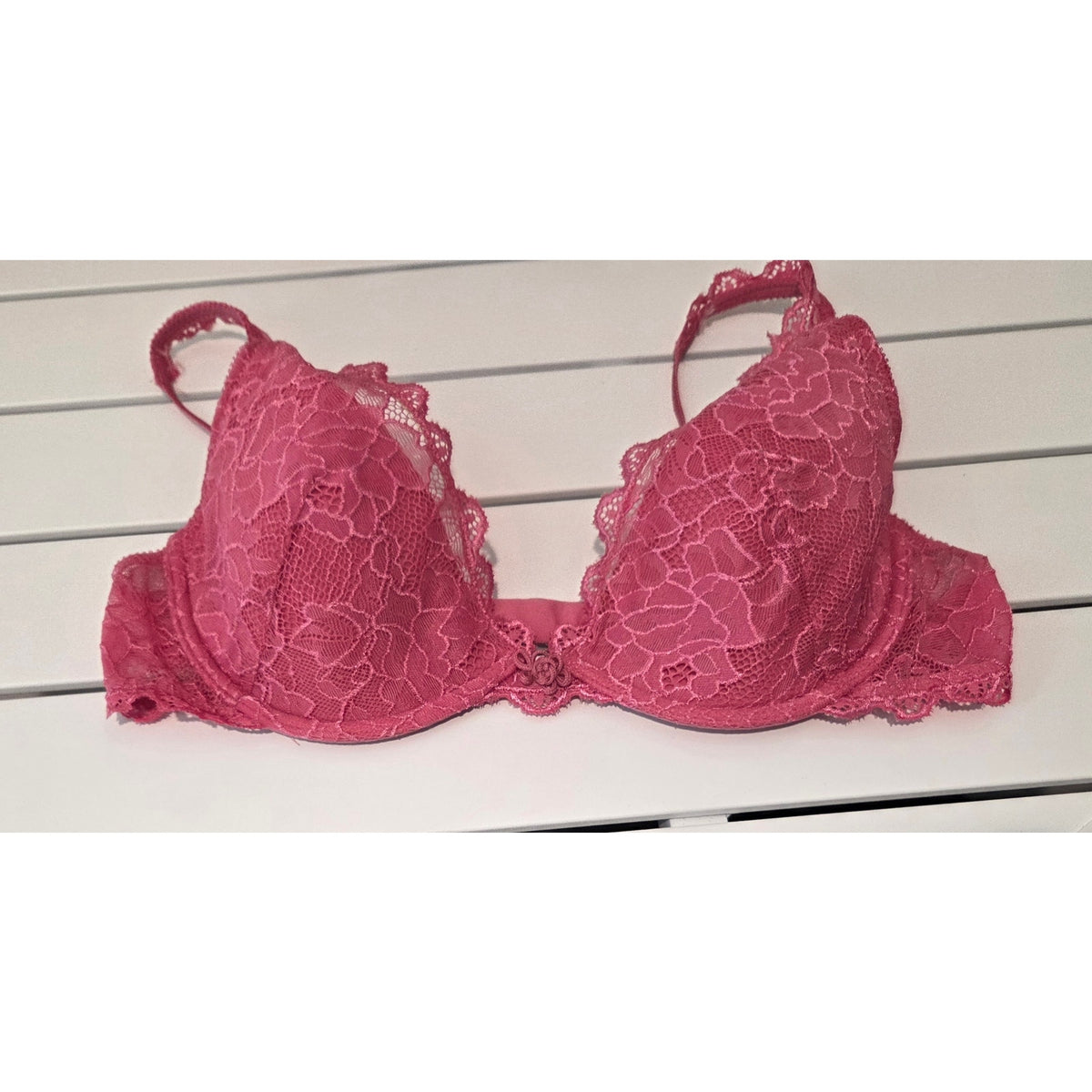 Victoria's Secret Very Sexy Vintage Y2K Nylon Underwire Bra Floral Lace Pink 34C