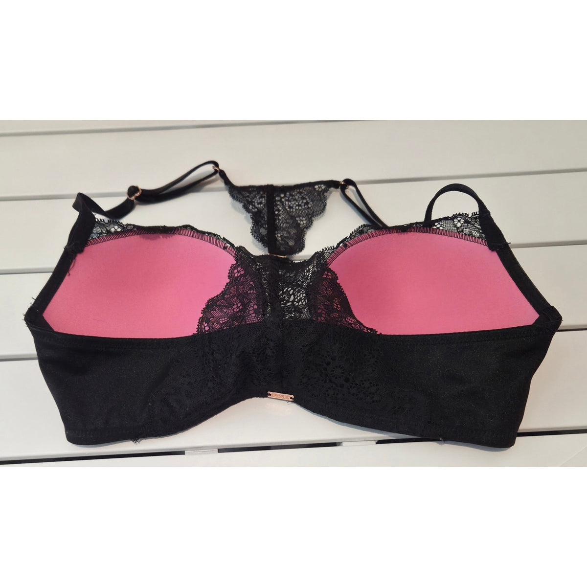Victoria's Secret PINK Date Push-Up Bra Lace Gold Hardware Black Size 32C