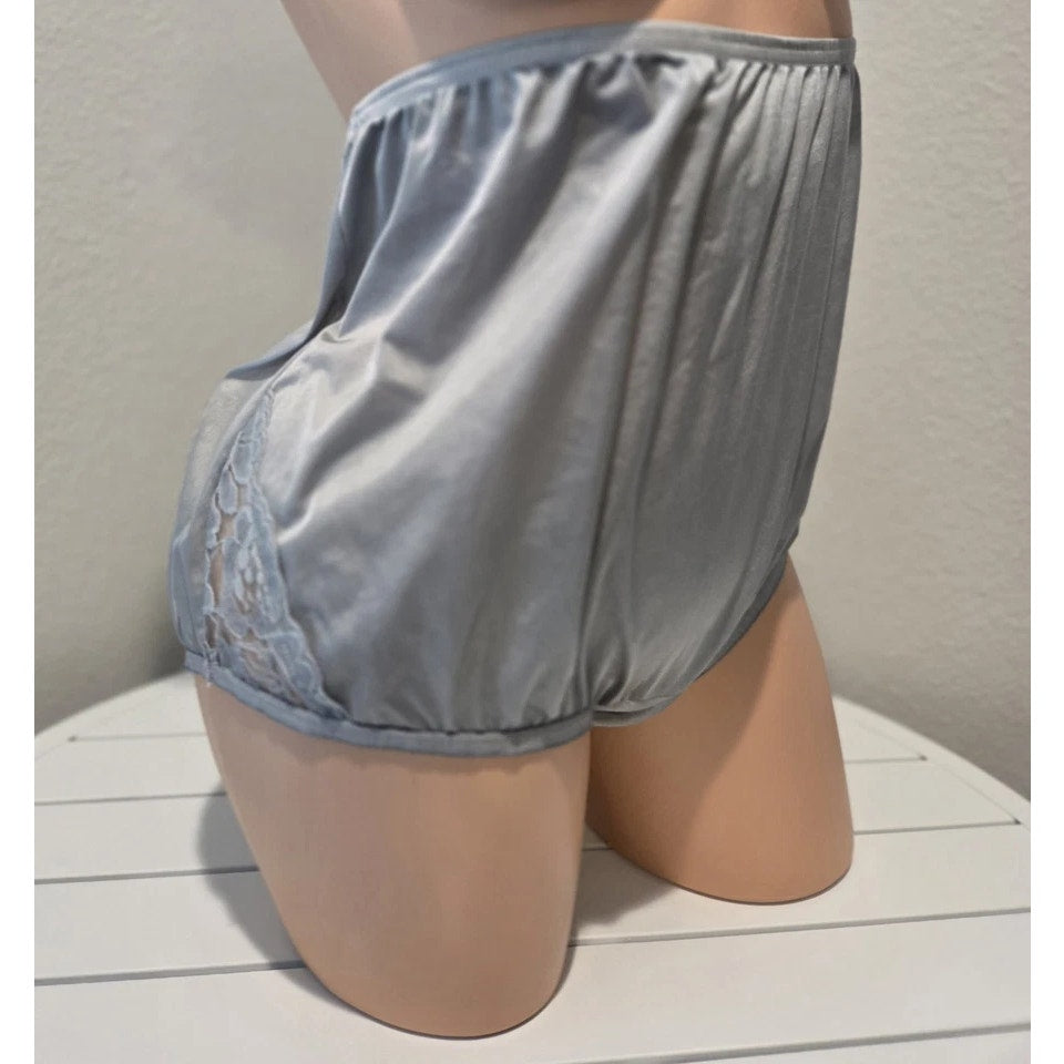 Vanity Fair Lace Nouveau Nylon Full Cut Panty Lace Shiny Tinsel Silver