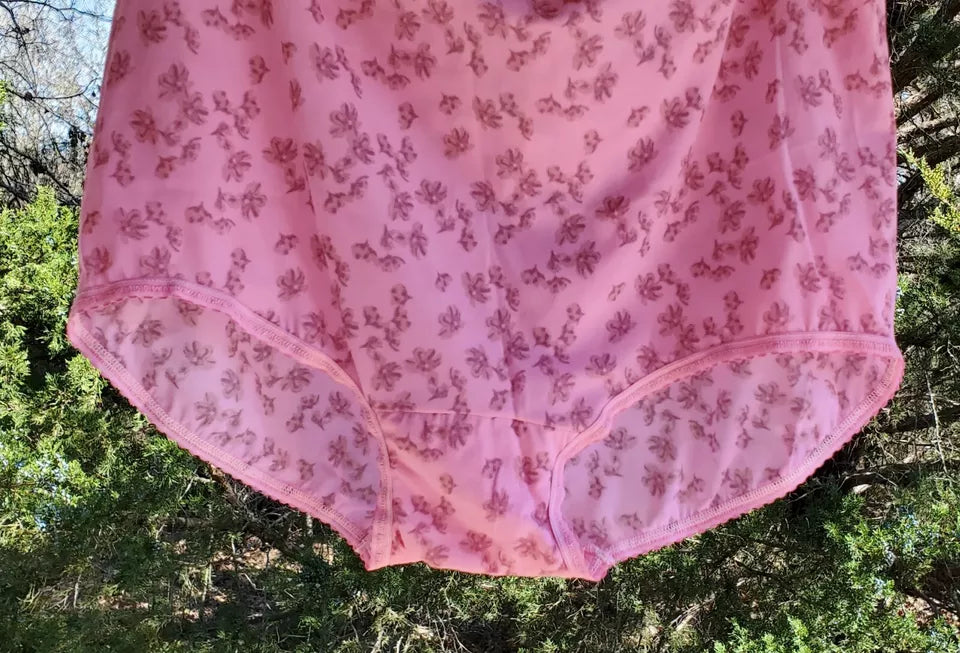 Bali FLORAL Print Granny Panty Silky Nylon PINK Baby Doll 2633 - Star Vintage & More